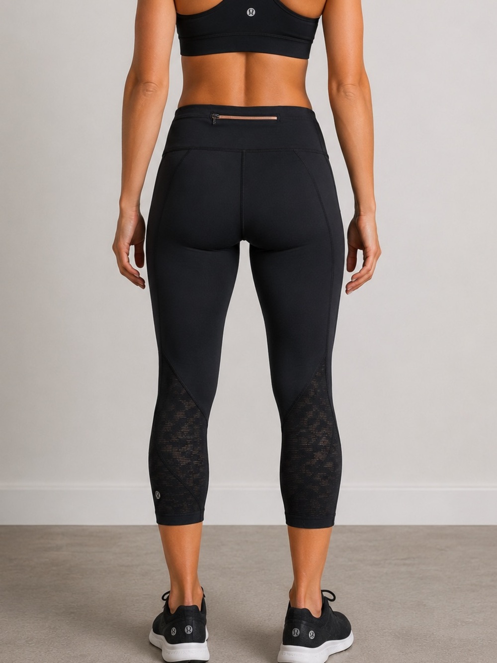 Lululemon Run Crop Tight - Black/Camo Mesh